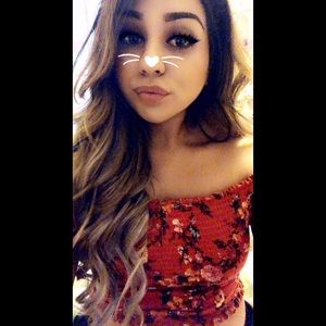Meet your Posher, Mayra